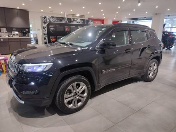 JEEP COMPASS 1.3 T270 TURBO FLEX LONGITUDE AT6 JEEP COMPASS 1.3 T270 TURBO FLEX LONGITUDE AT6